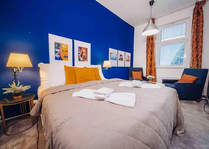 Unique With Private Pool, Cinema, Apartmán