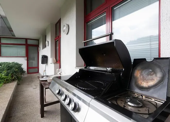 Unique With Private Pool, Cinema, Apartmán *