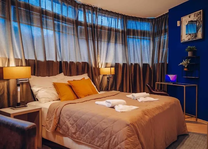 Unique With Private Pool, Cinema, Apartmán