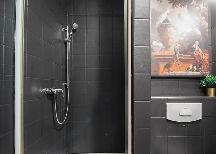 Unique With Private Pool, Cinema, * Praha