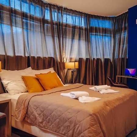 Unique With Private Pool, Cinema, Apartment