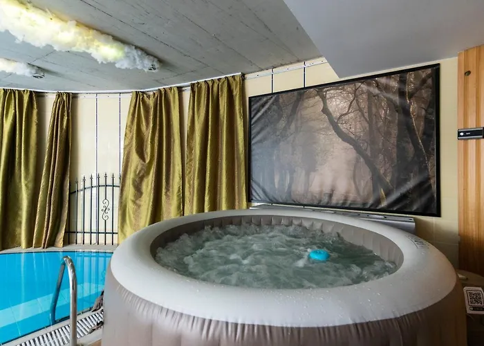 Unique With Private Pool, Cinema, Apartment *