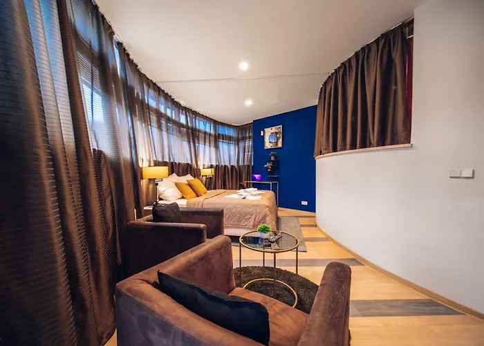 Unique With Private Pool, Cinema, * Prague