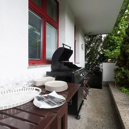 Unique With Private Pool, Cinema, 아파트