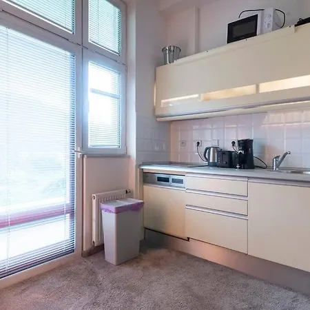 아파트 Unique With Private Pool, Cinema, *